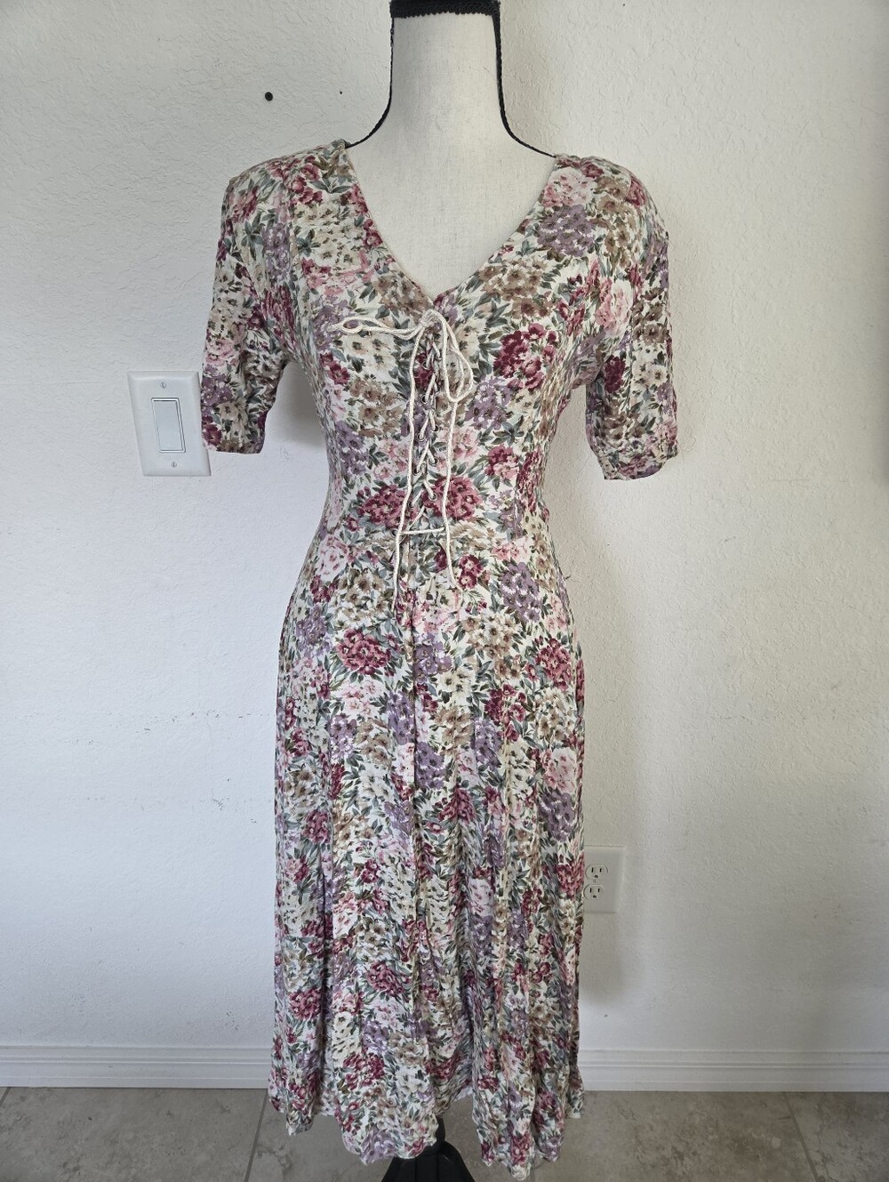 Starina VTG S Floral Lace Up Corset Midi Dress Rayon Made in Nepal Cottagecore